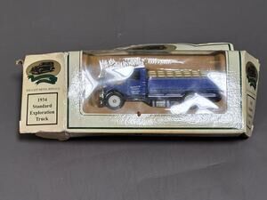 2000 Lledo Chevron Standard Oil Commemorative Die Cast 1934 Exploration Truck